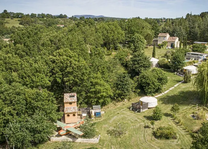Natura Кемпинг